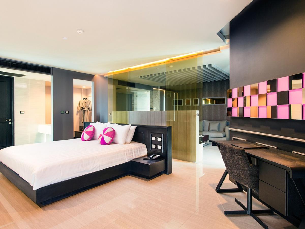 Tsix5 Phenomenal Hotel Pattaya Exterior foto